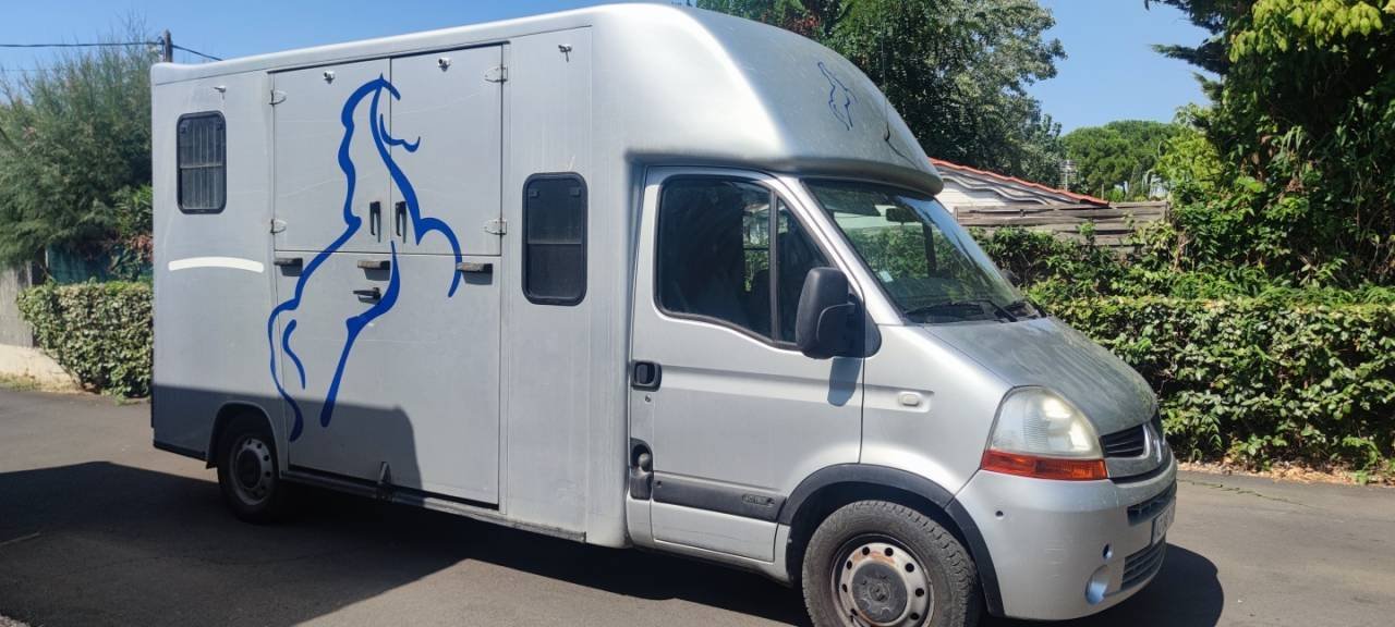 Renault Master Carrosserie Chardron 5 places 2 Chevaux 150cv 2010