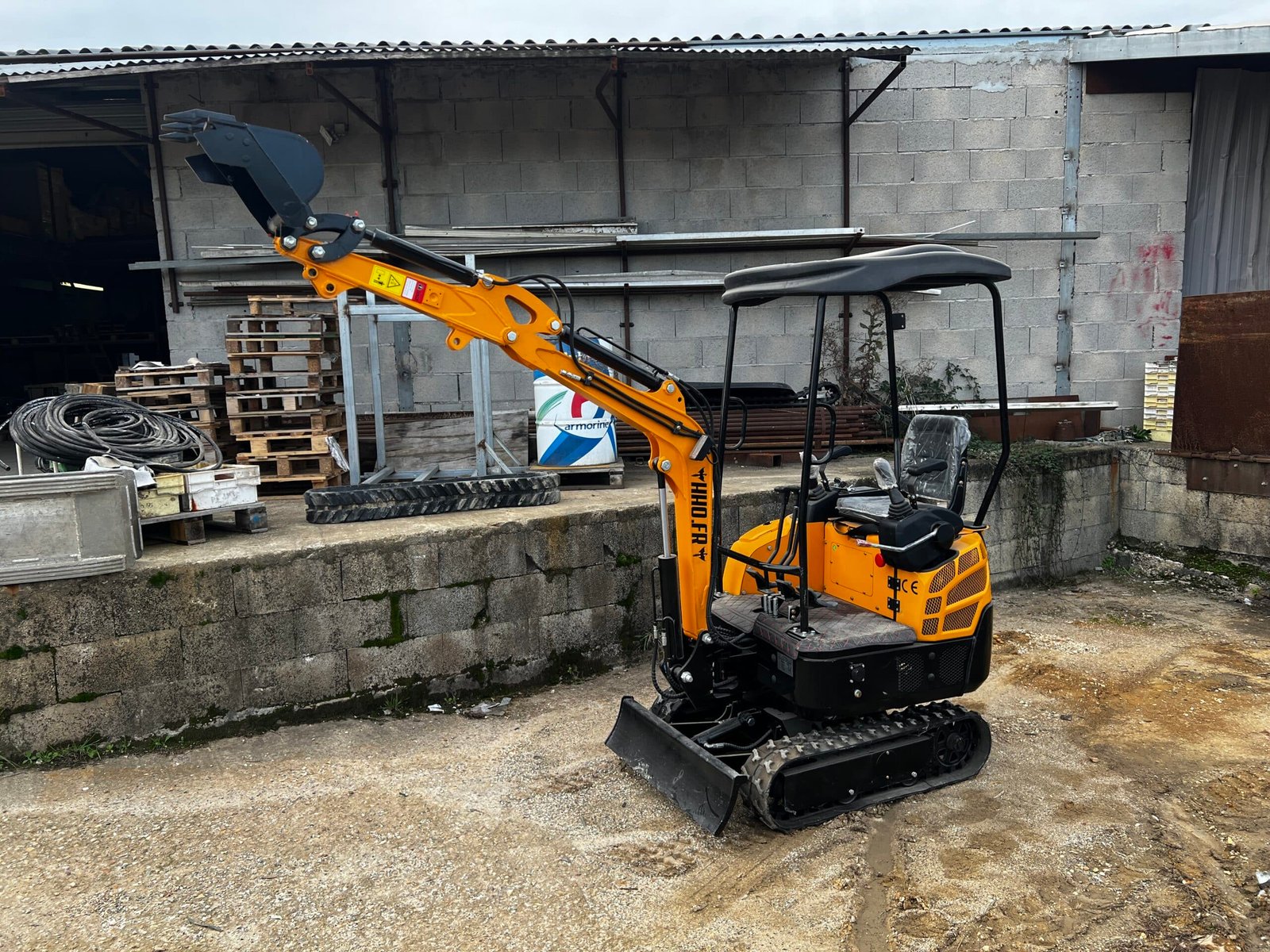 Mini pelle Electrique HT15 – Image 4