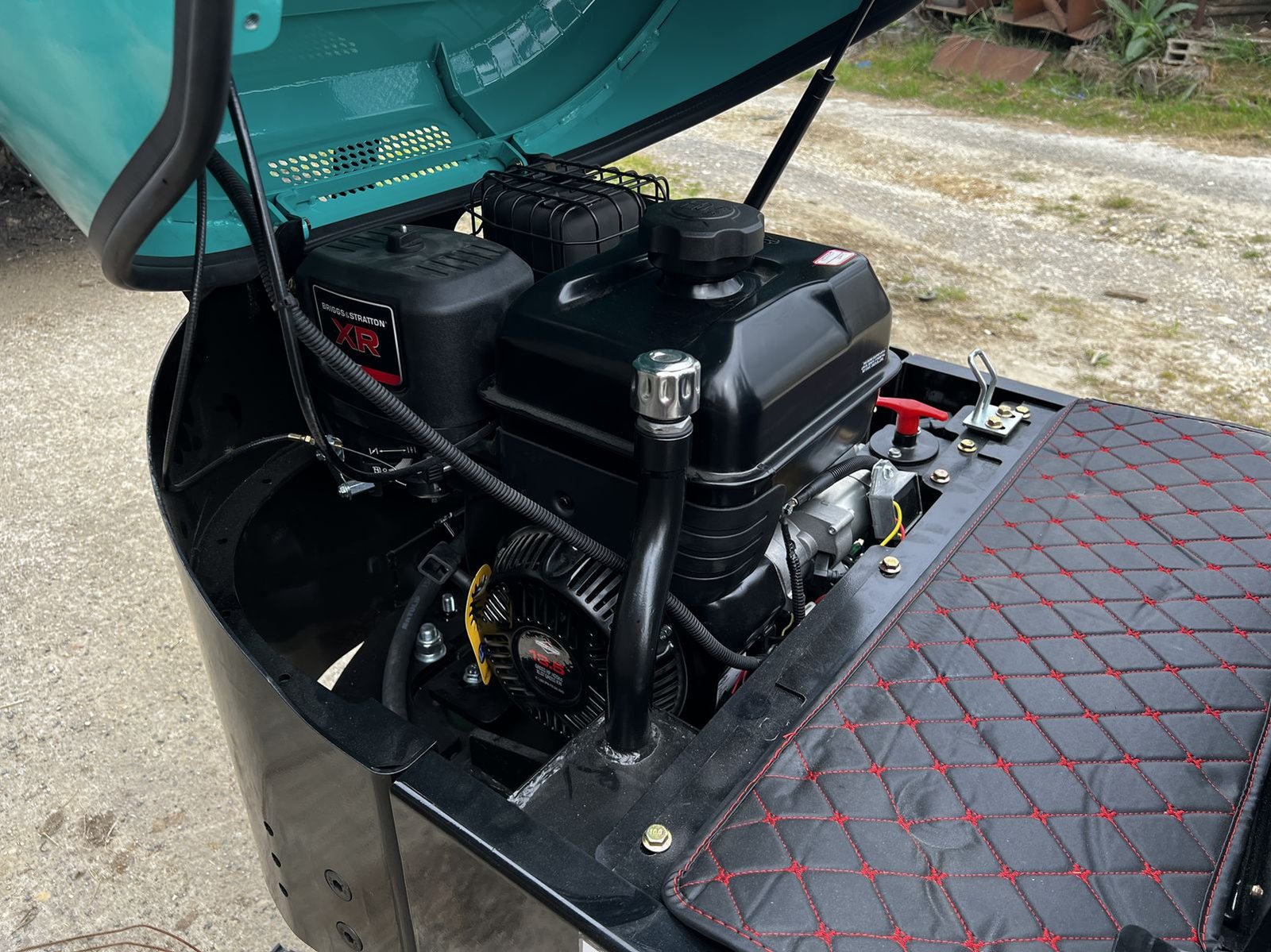 Mini pelle HT10C – Image 7