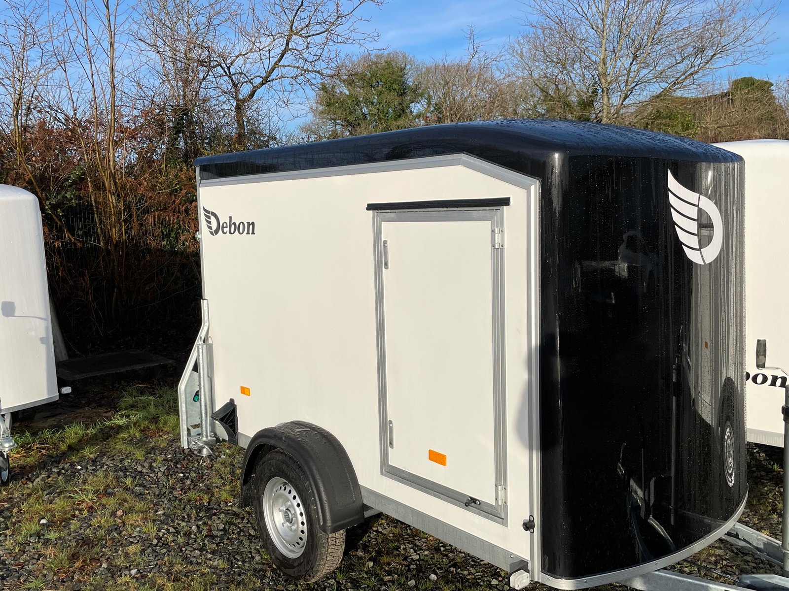 Remorque fourgon polyester DEBON C255 V2 - PTAC 750 à 1300 kg