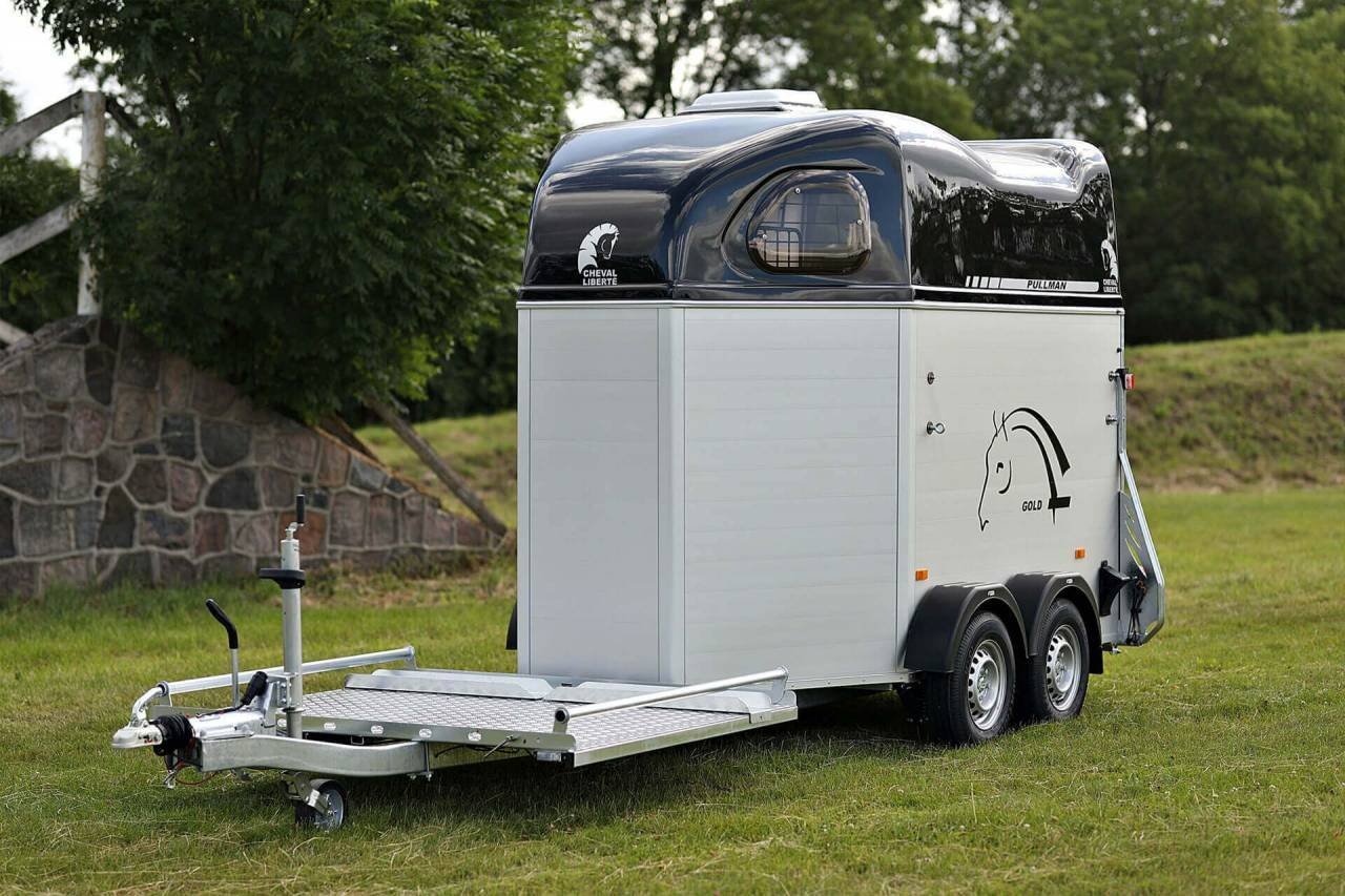CHEVAL LIBERTE – HIPPOMOBILE NEUF