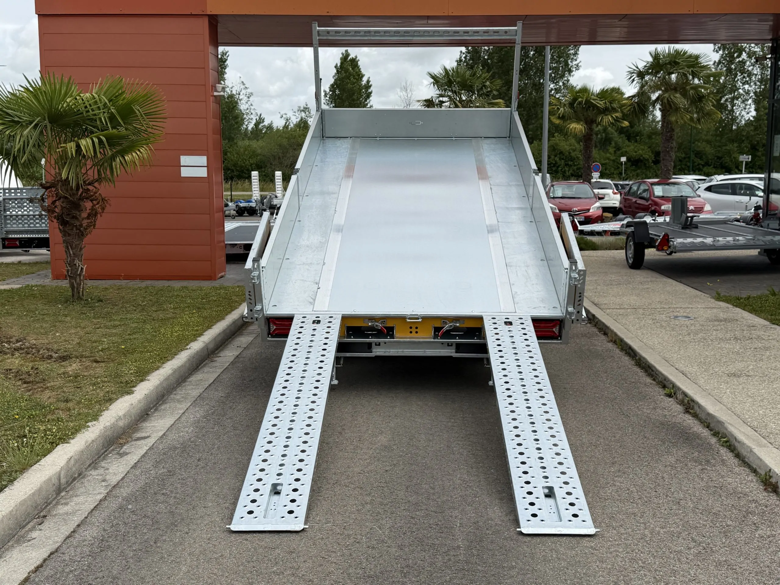 TIPPER 3620-35-2-12 / 3500 KG (2 Essieux) – Image 2