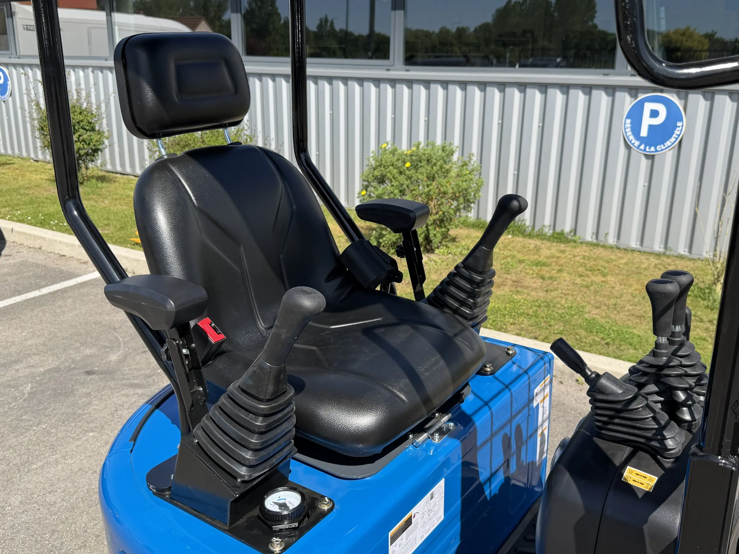 Mini-pelle Rippa R10-6 Moteur Koop – Image 4