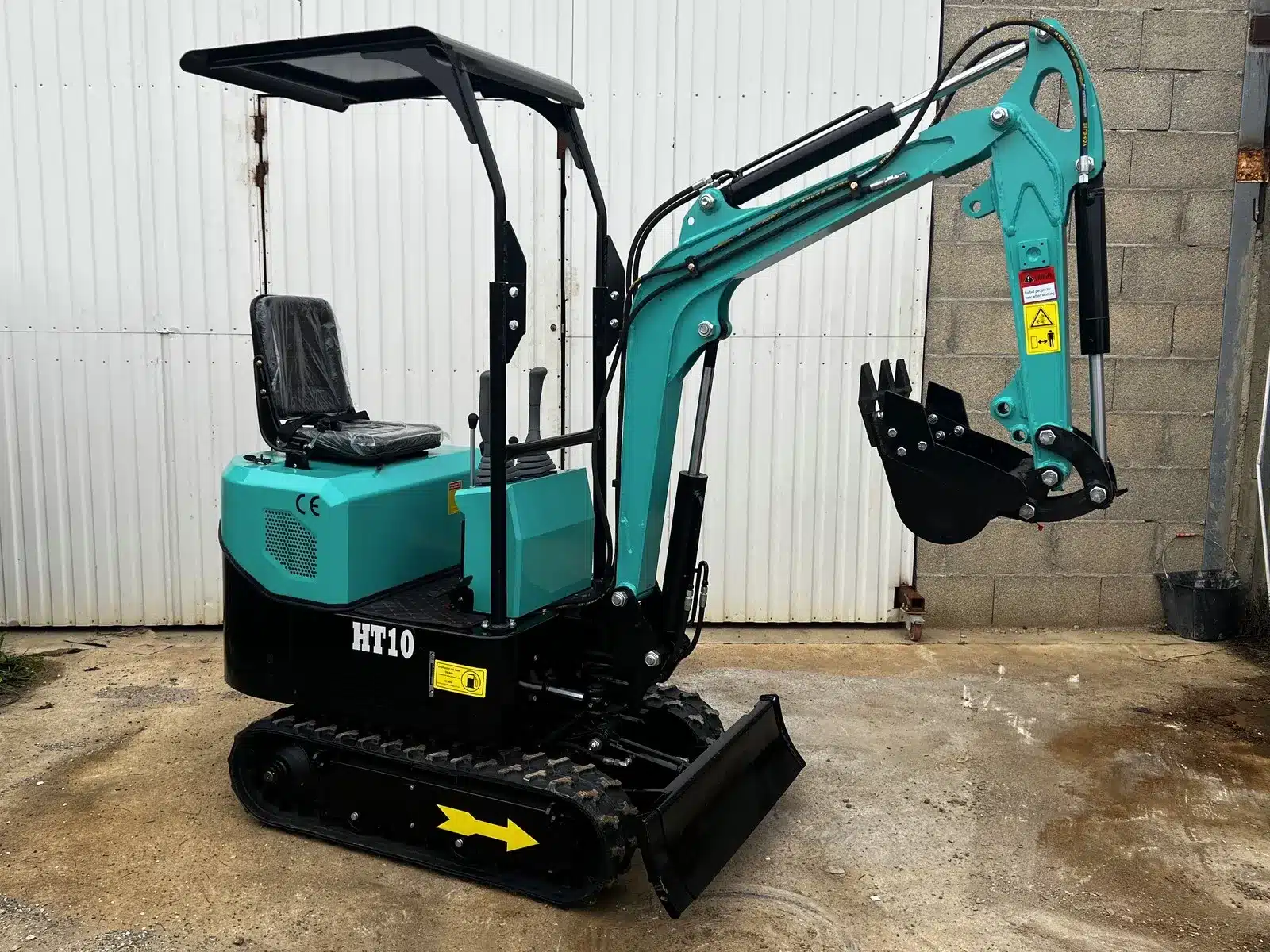 Mini pelle HT10 – Voie variable – Image 2