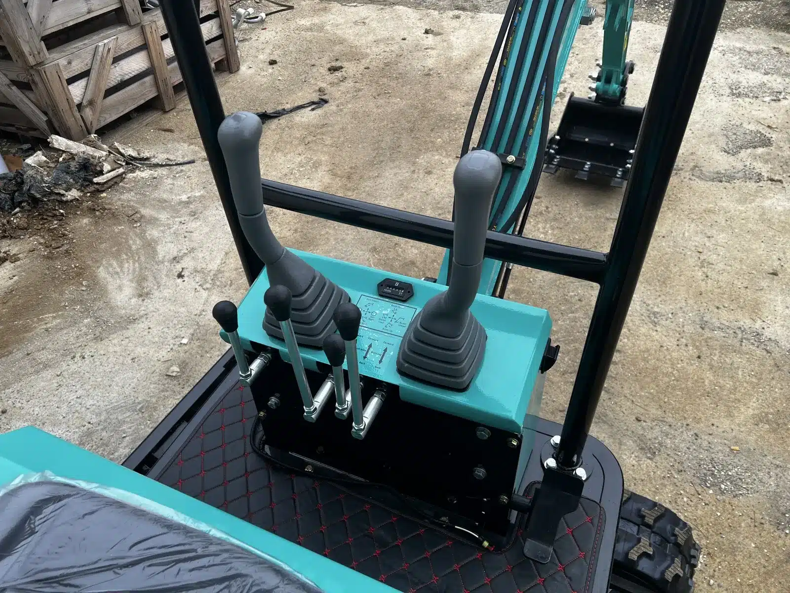 Mini pelle HT10 – Voie variable – Image 7