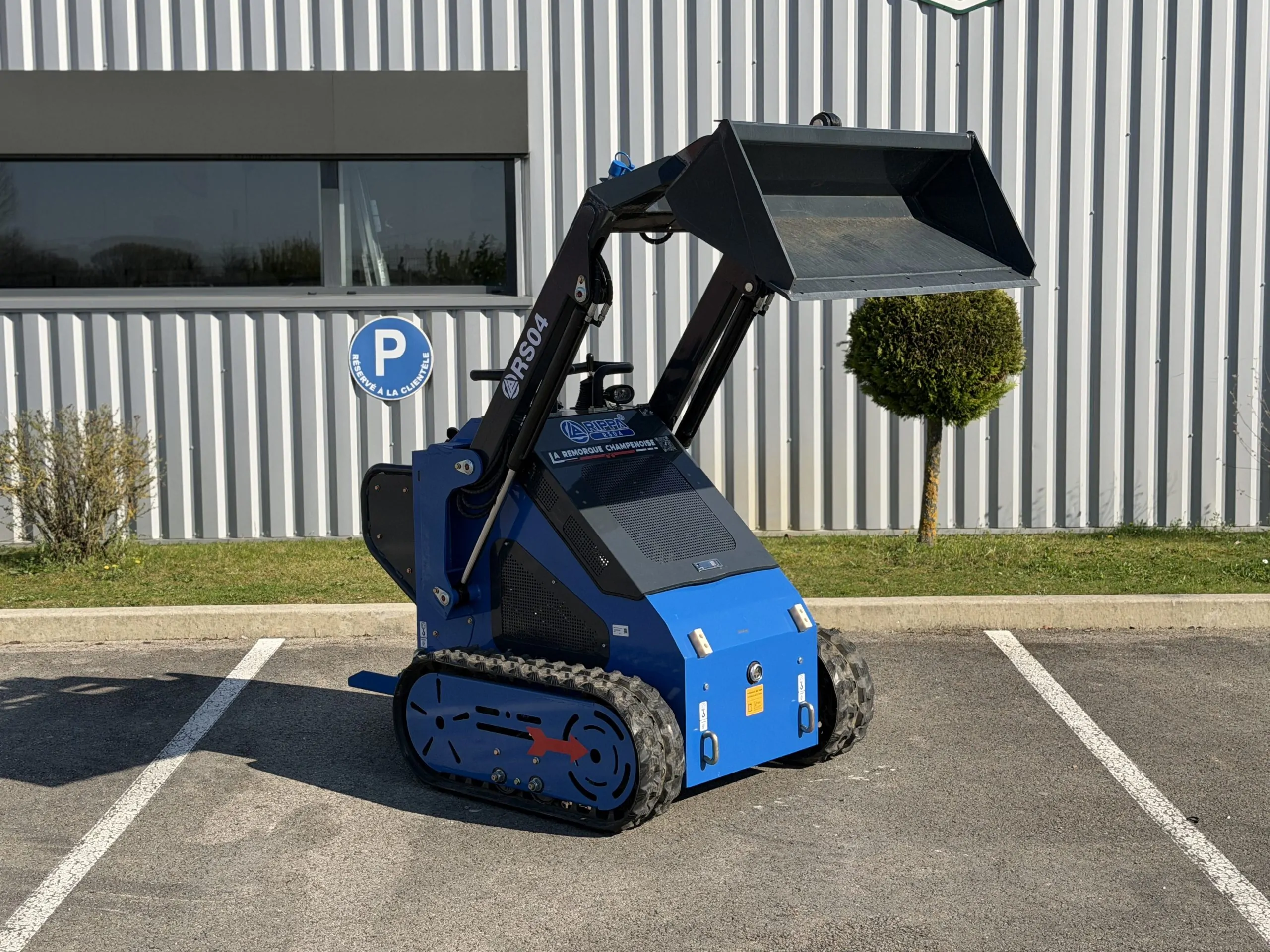 MINI CHARGEUR RS04