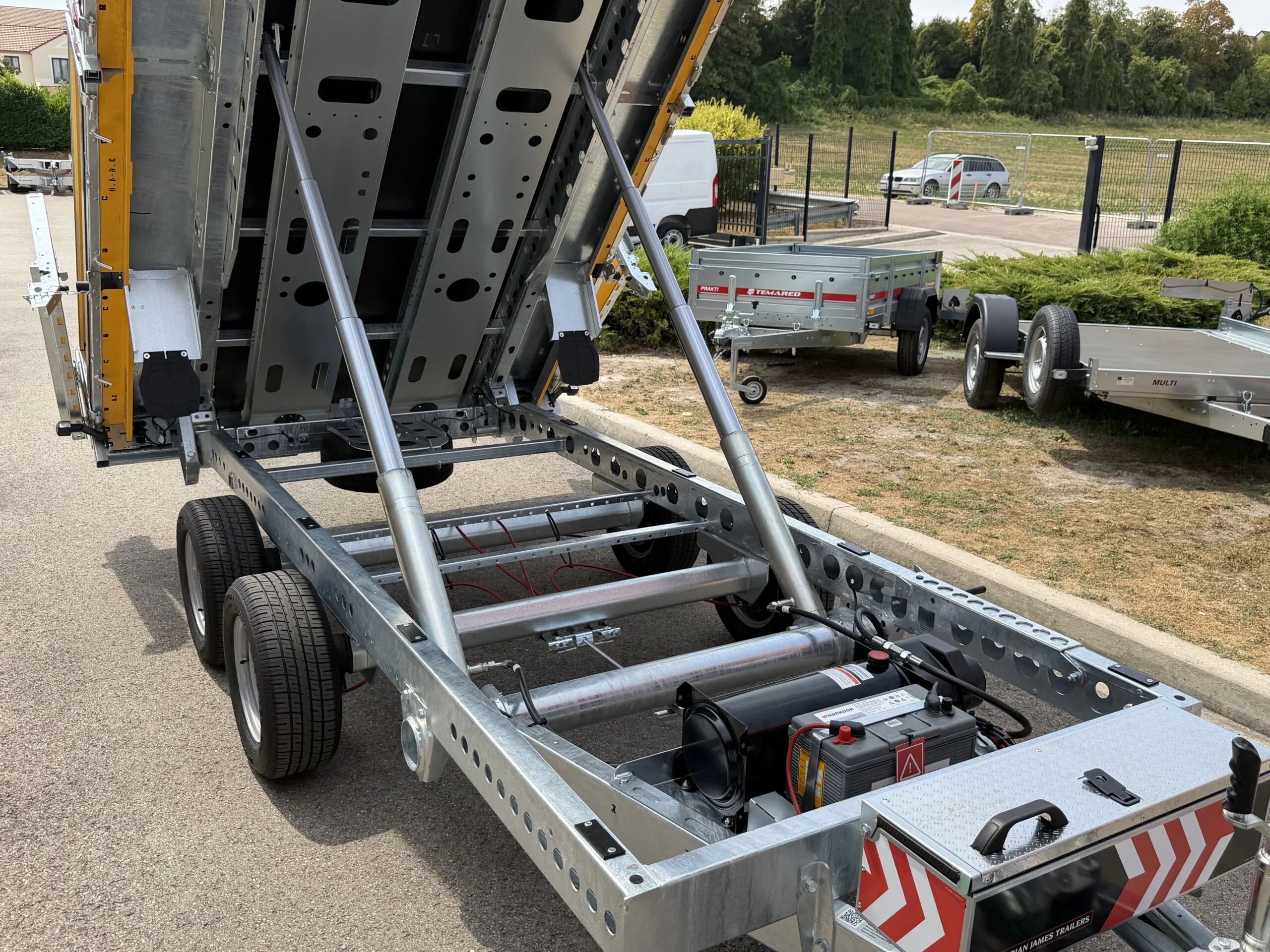 TIPPER 3620-35-2-12 / 3500 KG (2 Essieux) – Image 8