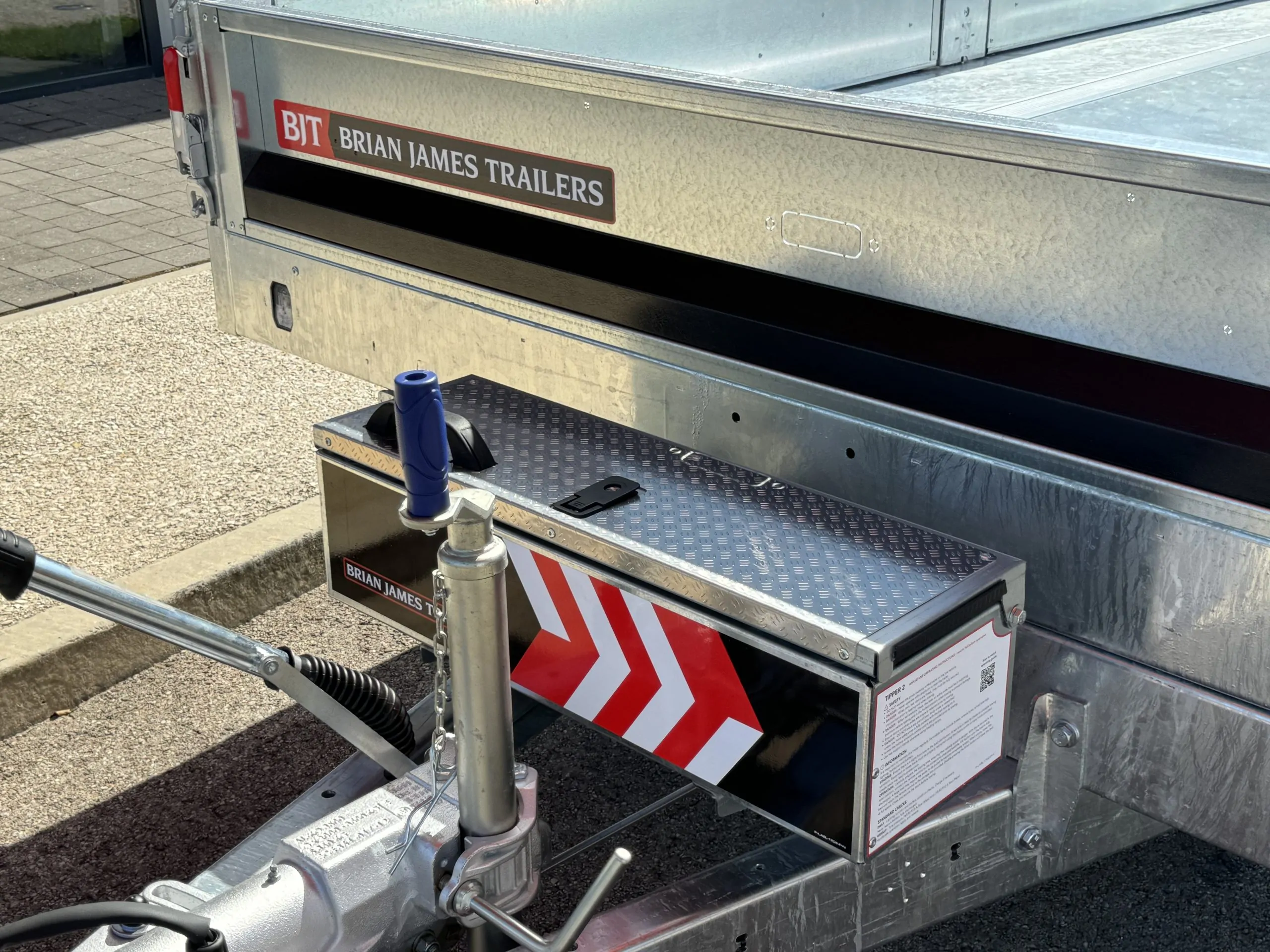 TIPPER 3620-35-3-12 / 3500 KG (3 essieux) – Image 3